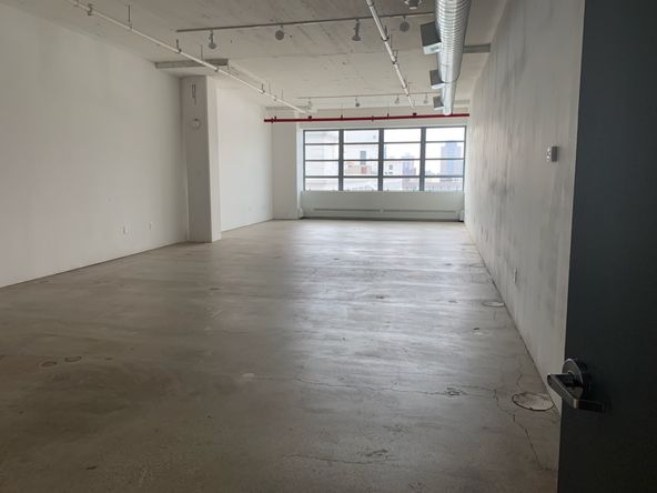 Building 77 - Unit 1115